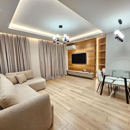 Miku Apartment-Modern 2Bedroom In Prime Location Tirana Exterior foto