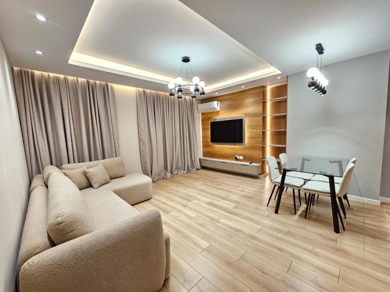 Miku Apartment-Modern 2Bedroom In Prime Location Tirana Exterior foto