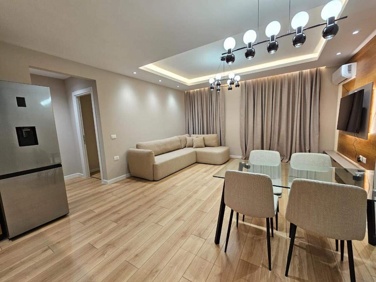 Miku Apartment-Modern 2Bedroom In Prime Location Tirana Exterior foto